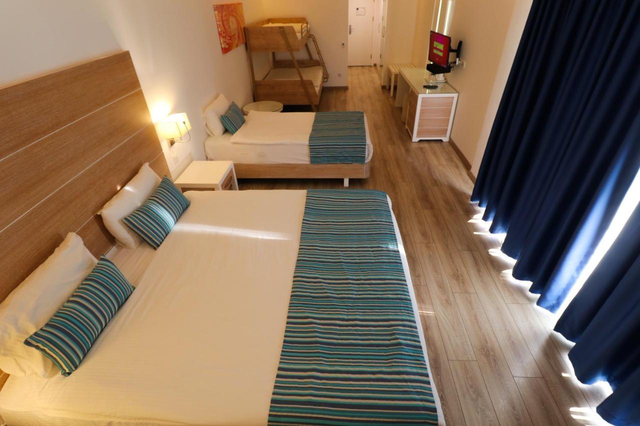Garcia Resort & Spa Oludeniz Exterior photo A room at the hotel